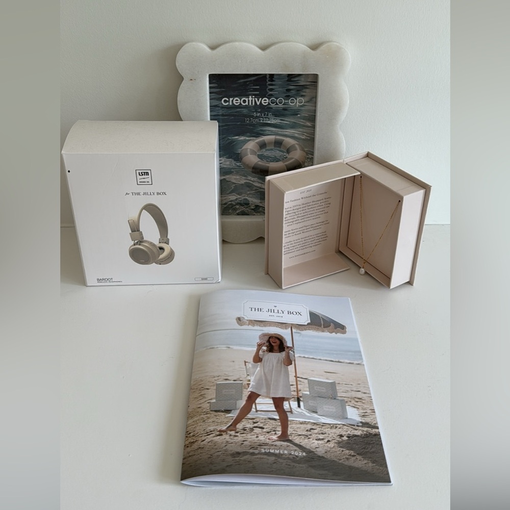 The Jilly box summer 2024 bundle